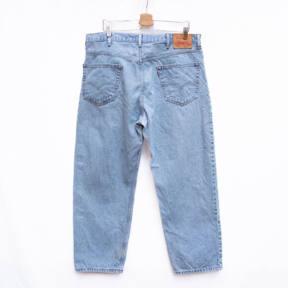 Levis Jeans Mens 40x30 Blue 550 Relaxed Straight American Light Wash Denim - Picture 2 of 9